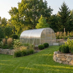 Serre en polycarbonate 12m2 dans un jardin du sud de la france AtmoSerre