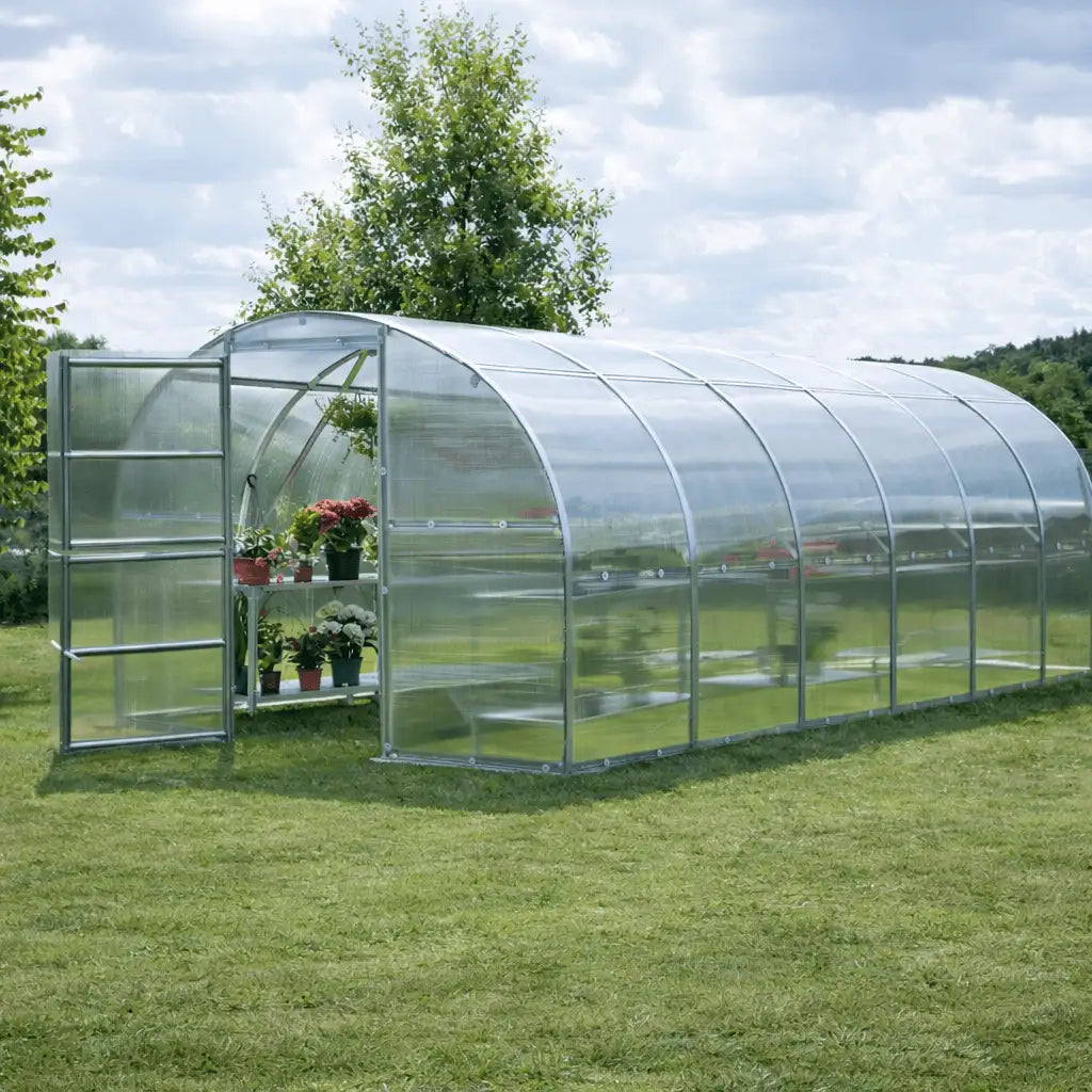 serre jardin polycarbonate L'Intemporelle (18m²) en 6mm vue extérieure résistance neige hiver - AtmoSerre