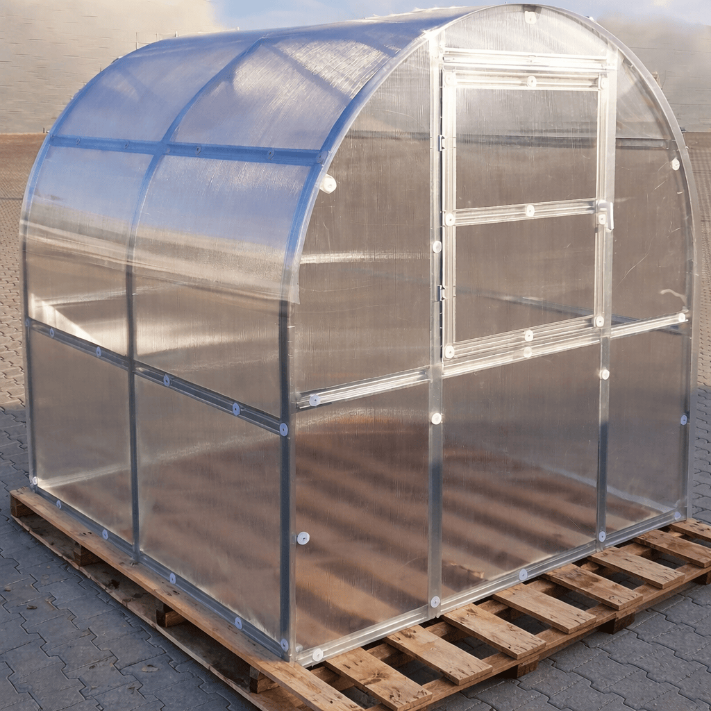 Serre de jardin polycarbonate compacte