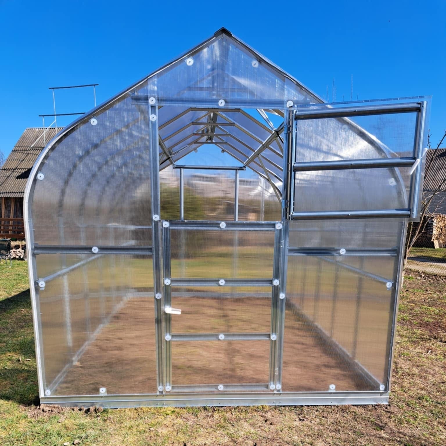 Serre de jardin polycarbonate contemporaine