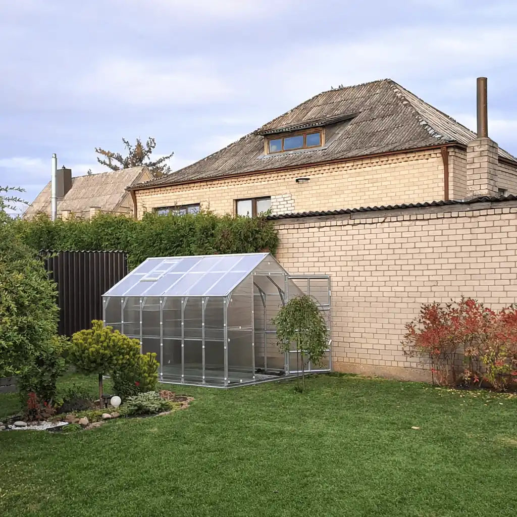 serre-de-jardin-en-polycarbonate-la-signature-AtmoSerre1
